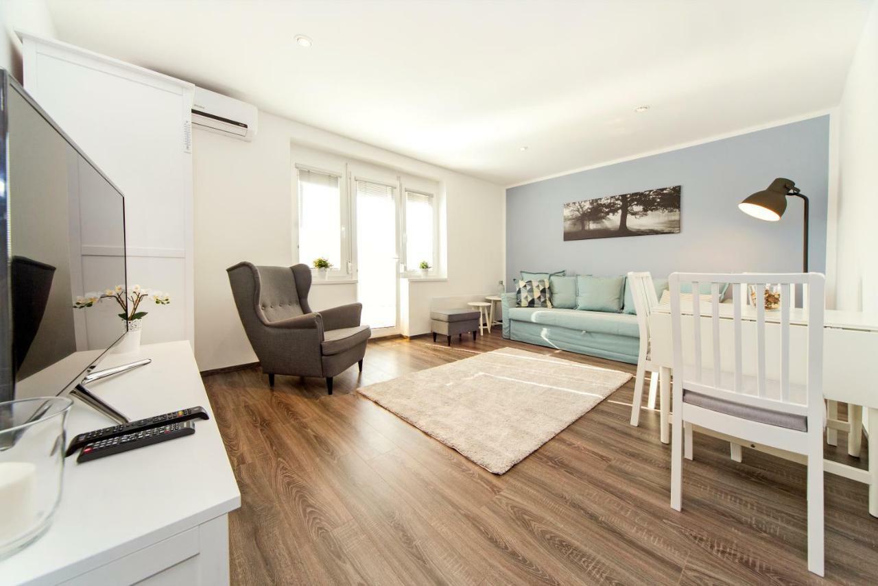 Res Apartman Eger Exterior photo